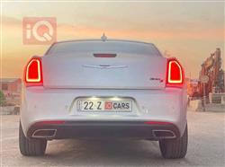 کرایسلەر 300